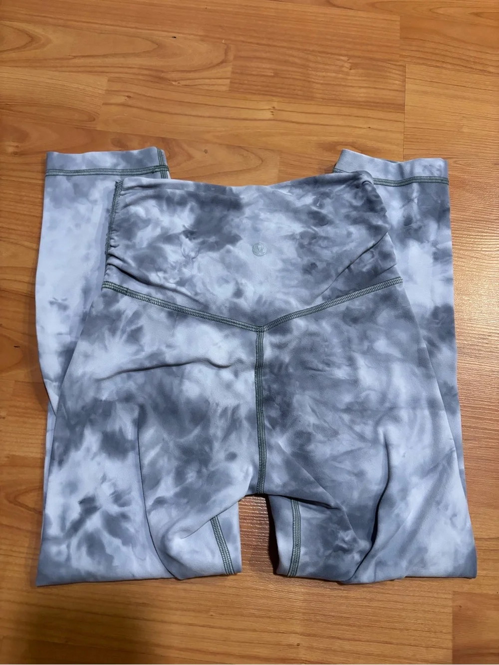 Lululemon Align crop grey marble leggings size 2